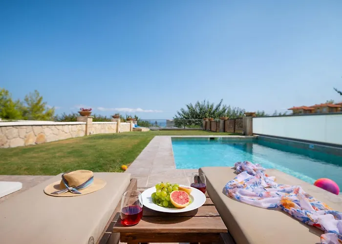 Sunny Tria Villa Hanioti