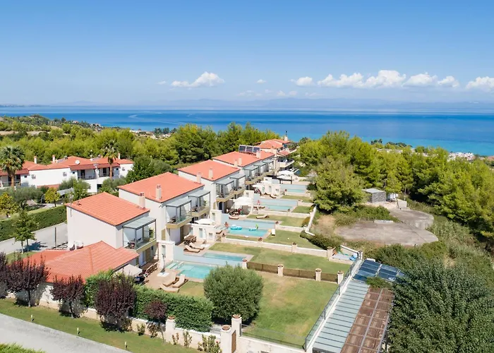 Sunny Tria Villa