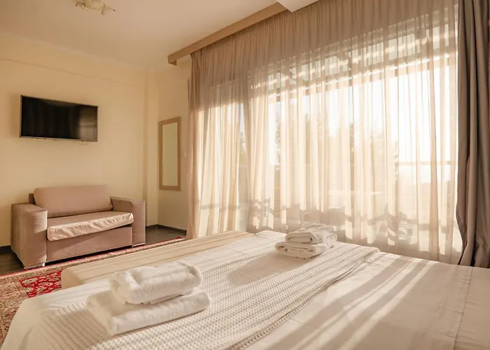 Sunny Tria Villa